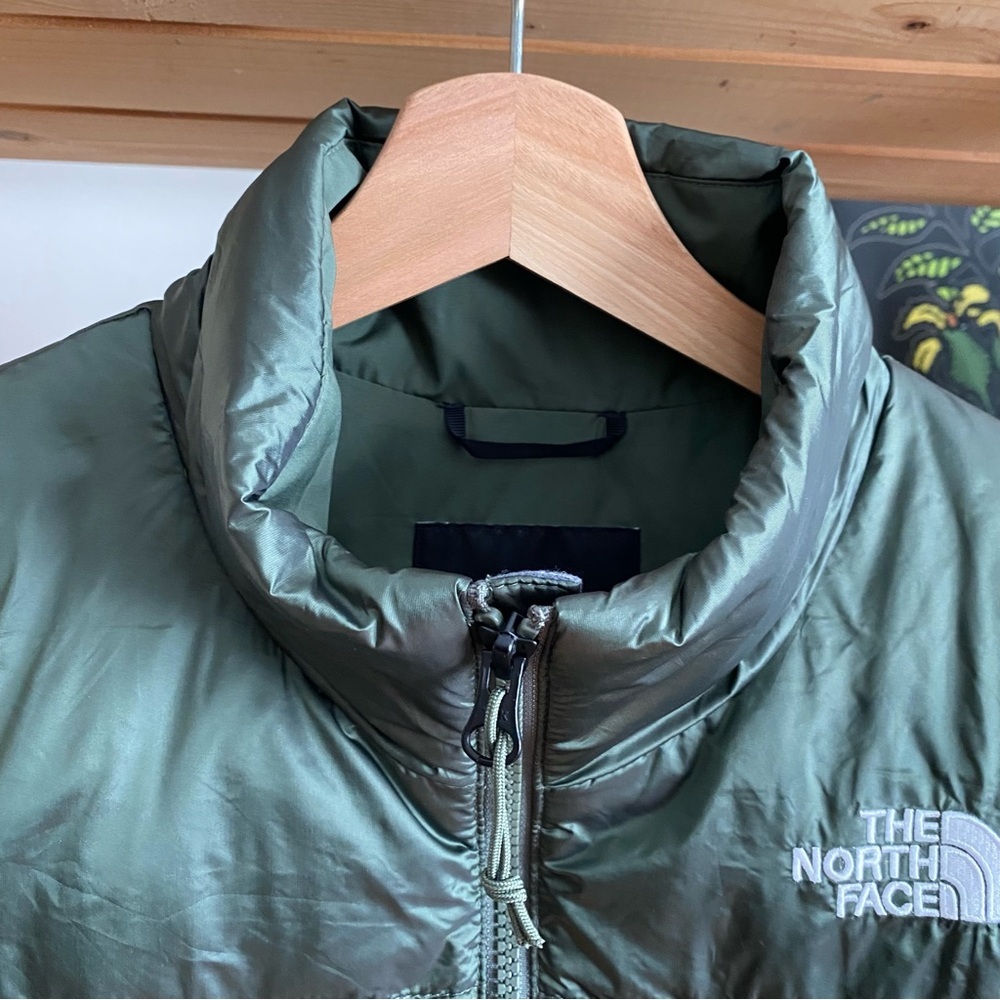 The North Face Iridescent Thyme Green Aconcagua 550 Puffer Vest S - Picture 9 of 14